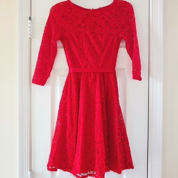 NWOT Notion & Grace Red Lace Fit & Flare Dress sz S - Picture 1 of 7